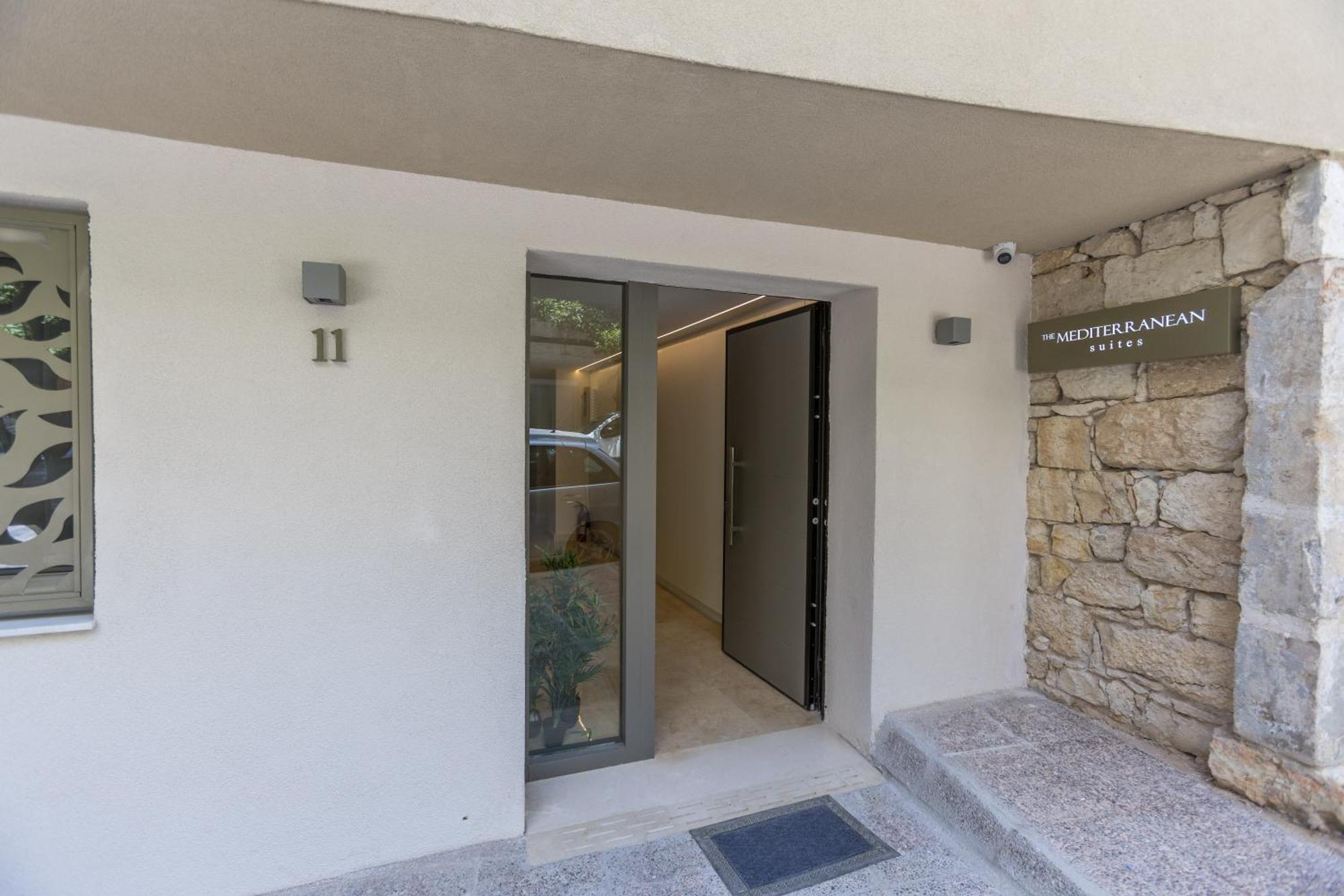 The Mediterranean Suites Piraeus Exterior photo