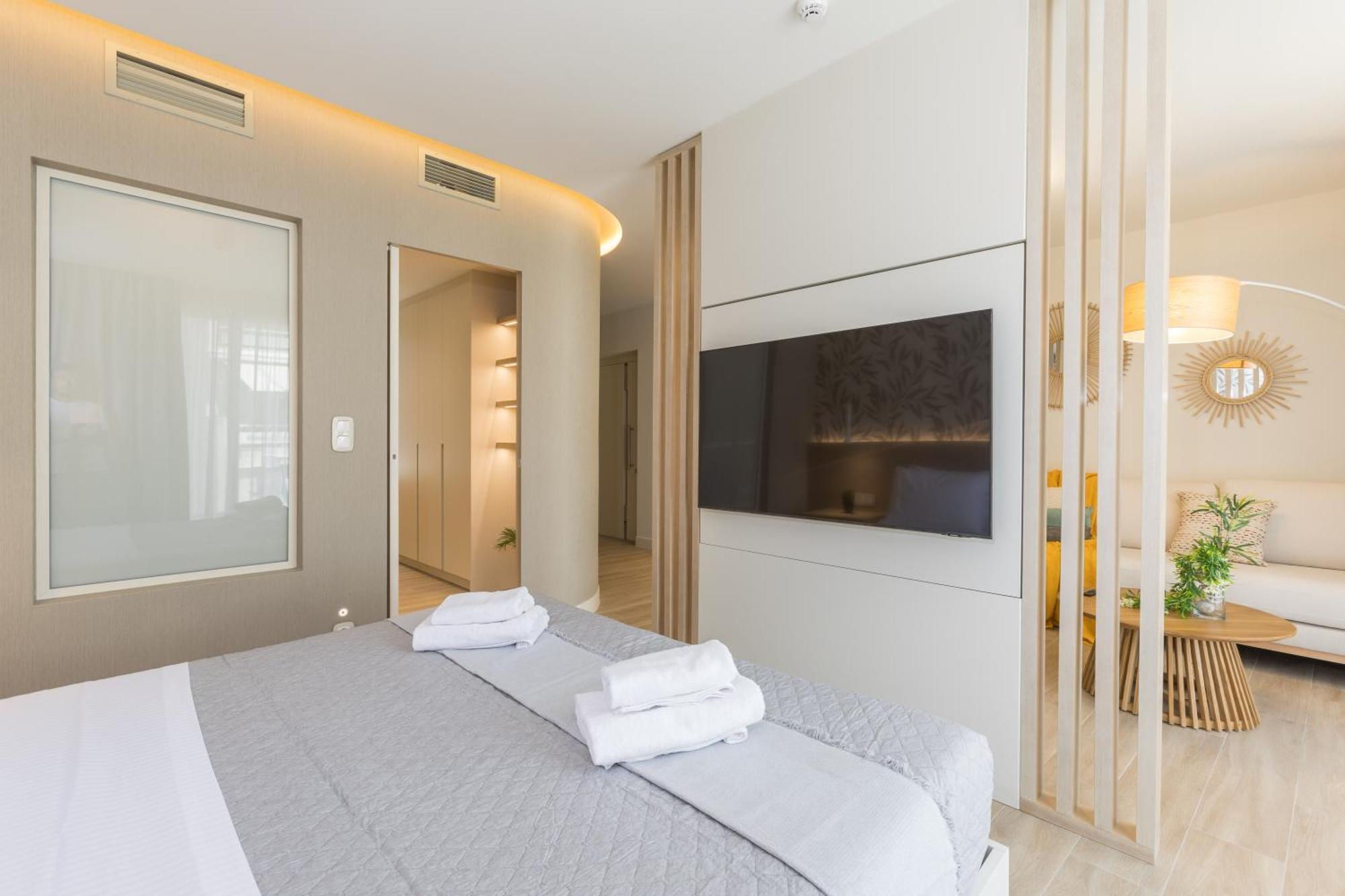 The Mediterranean Suites Piraeus Exterior photo